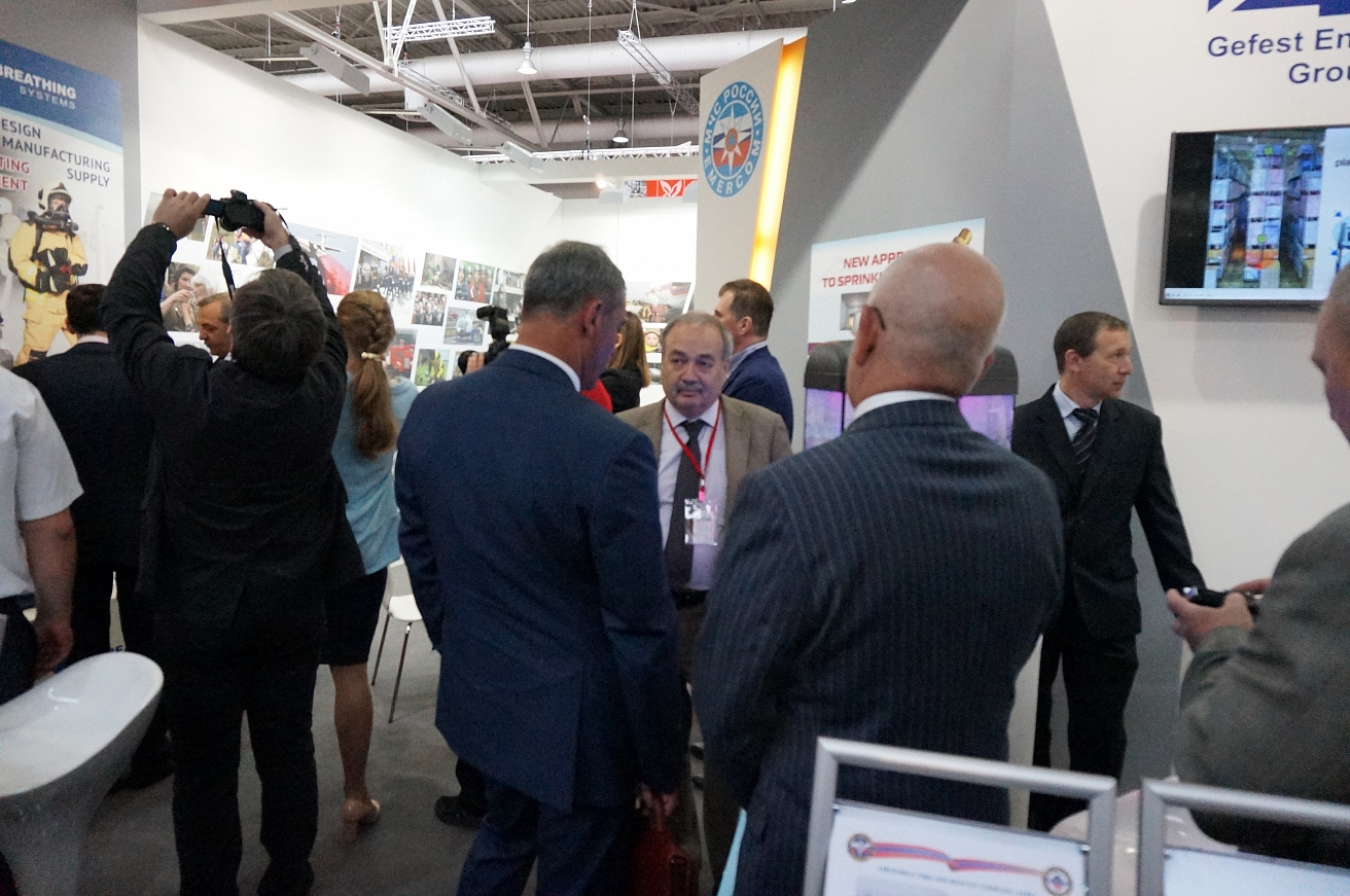 "Gefest" stands attract the attention of journalists and visitors of the exhibition.